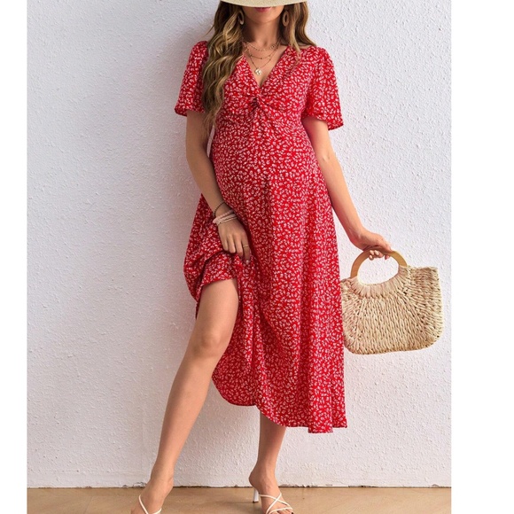 Maternity Floral Print Twist Front Butterfly Sleeve Dress - Picture 5 of 5